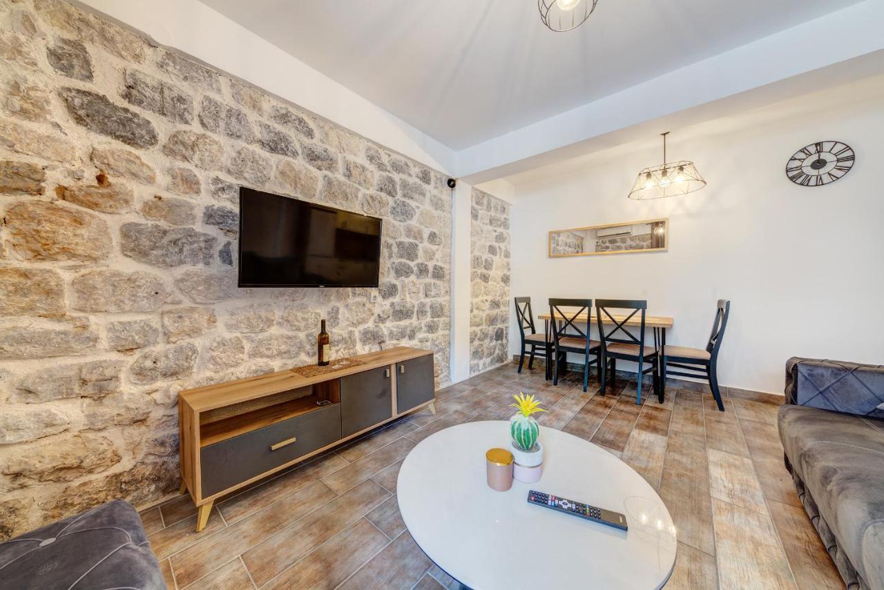 Happy Home Apartments Kotor Exterior foto